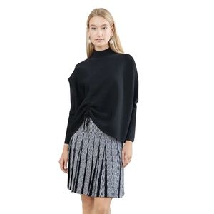 APPARALEL DRAWSTRING MOCK NECK TOP